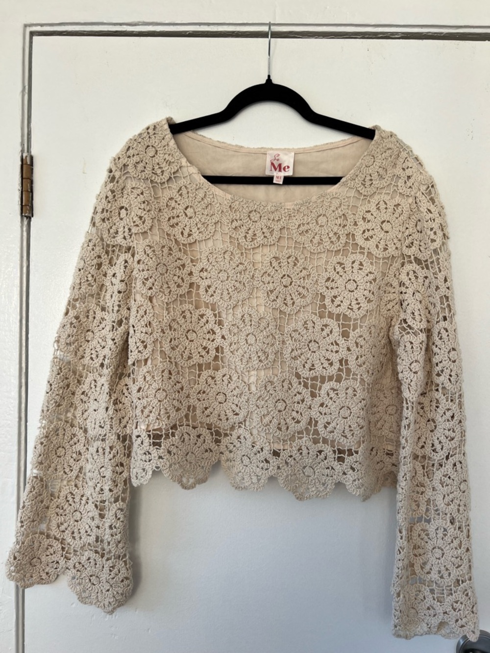 Vintage Y2K Crochet Floral Top with Flared Sleeves